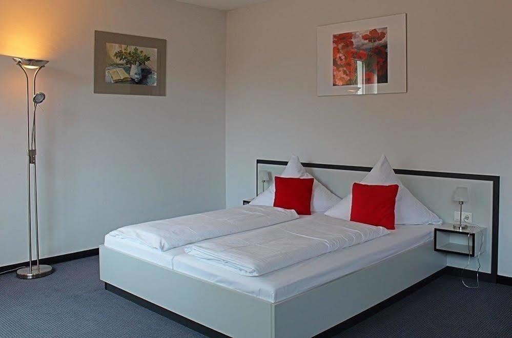 Hotel Zwischen Den Seen Waren  Eksteriør bilde